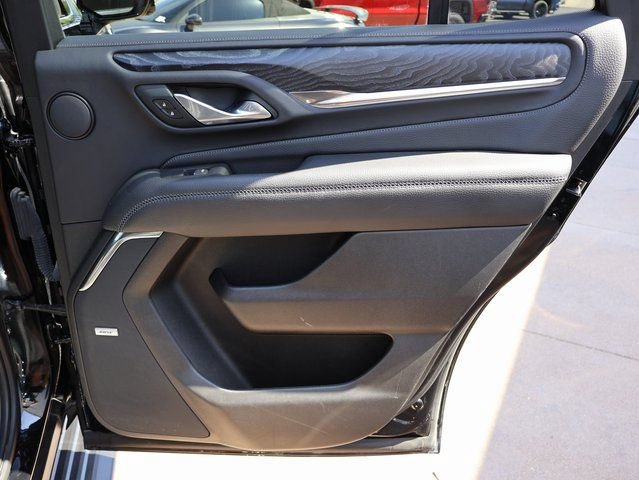 Used 2023 GMC Yukon Denali AWD/4WD image 18