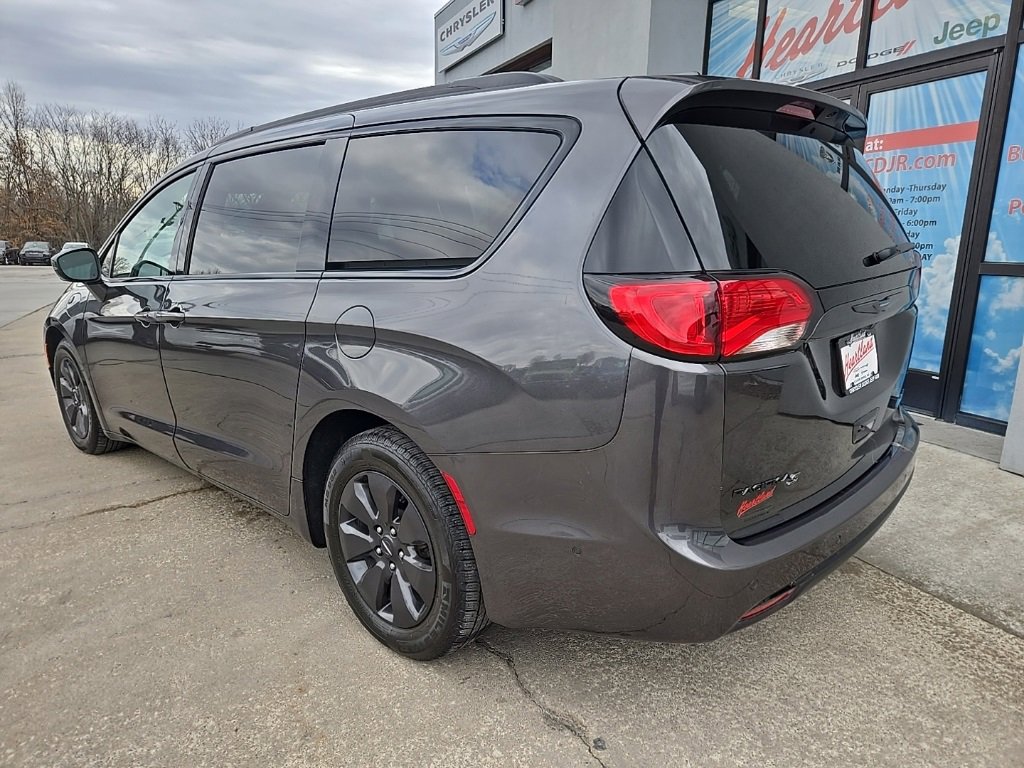 Used 2020 Chrysler Pacifica Limited w/ Advanced Safetytec Group image 7