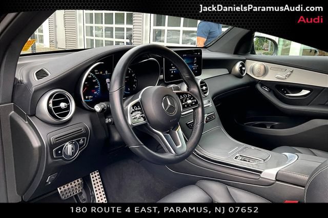 Used 2023 Mercedes-Benz GLC 300 4MATIC Coupe image 11