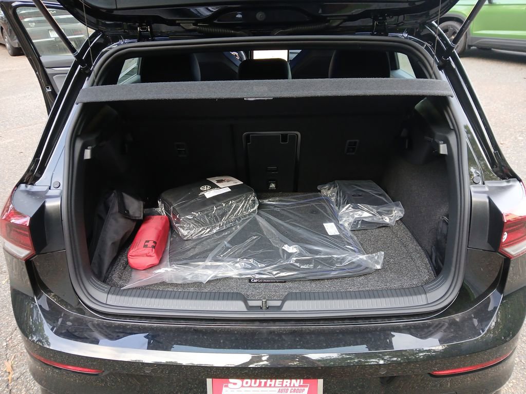 New 2025 Volkswagen Golf w/ Euro Style Package image 22