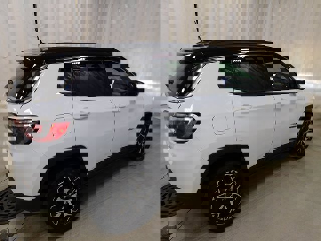 New 2026 Jeep Compass Limited image 3