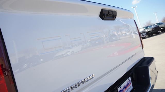 Used 2025 Chevrolet Silverado 3500 LTZ w/ LTZ Texas Edition image 12