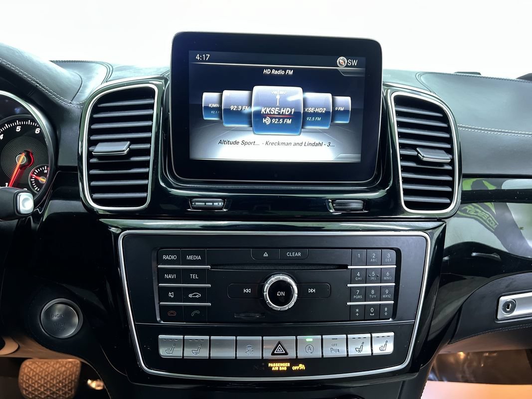 Used 2017 Mercedes-Benz GLS 550 4MATIC image 21