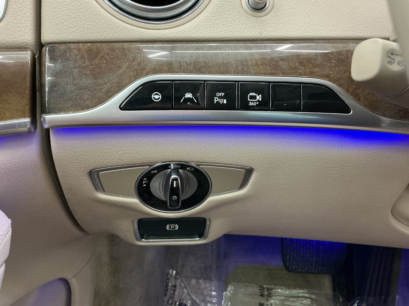Used 2015 Mercedes-Benz S 550 4MATIC Sedan image 39