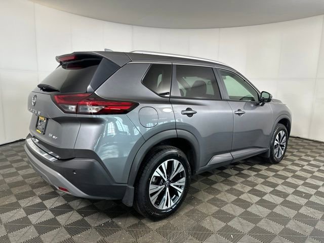 Used 2023 Nissan Rogue SV w/ SV Premium Package image 3