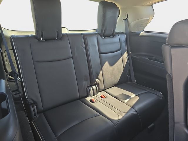 Used 2019 INFINITI QX60 Luxe w/ Essential Package AWD/4WD image 16