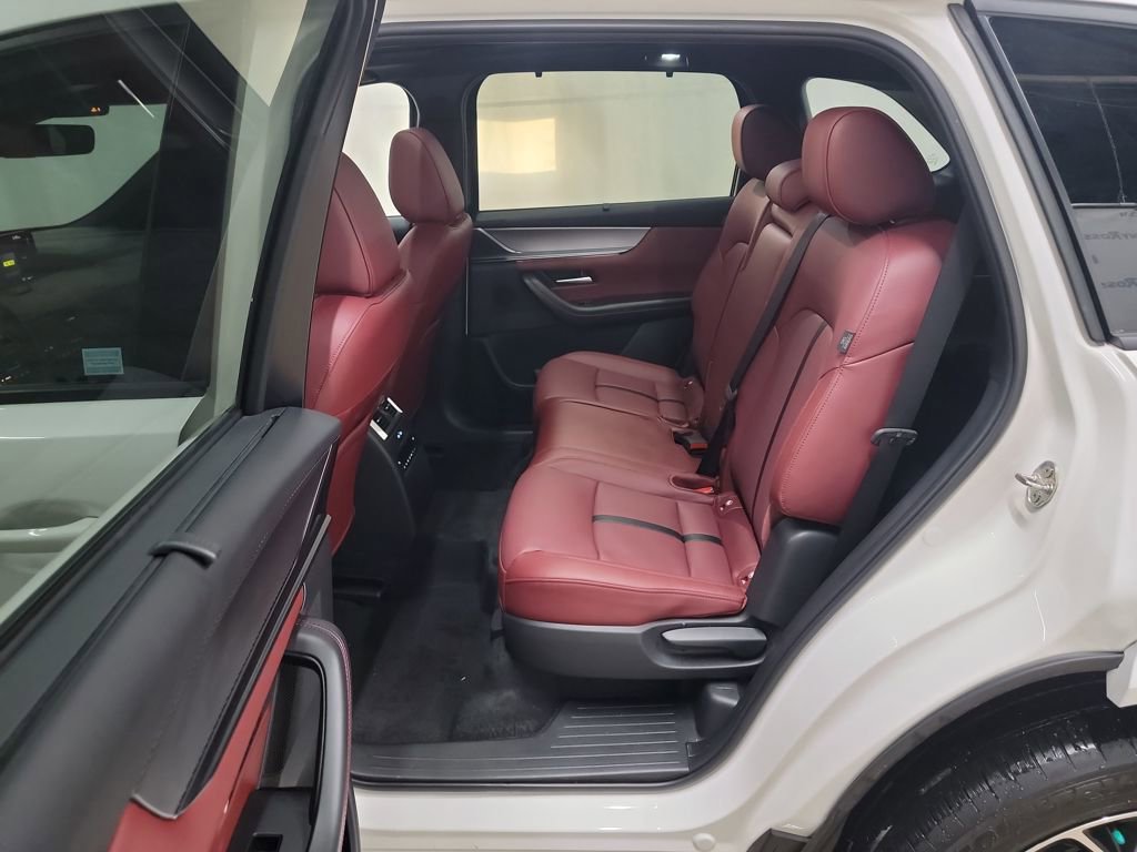 Certified 2025 MAZDA CX-70 3.3 Turbo S w/ Premium Package image 12