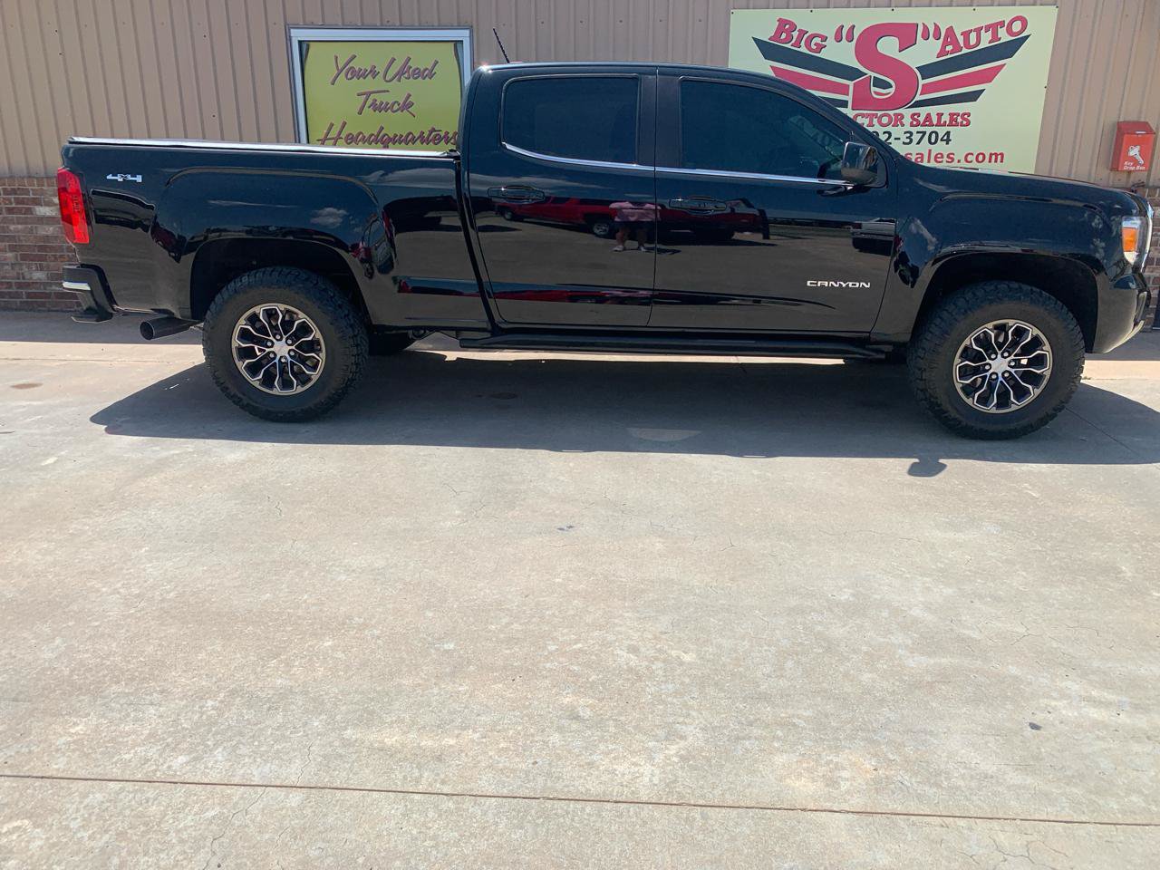 Used 2017 GMC Canyon SLE w/ SLE Convenience Package AWD/4WD image 6