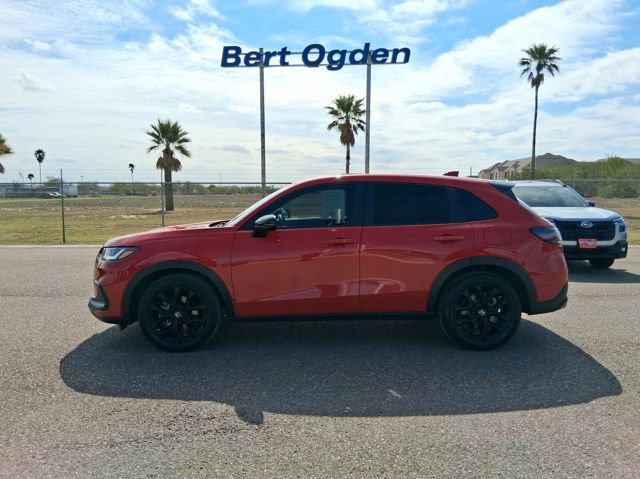 Used 2024 Honda HR-V Sport image 3