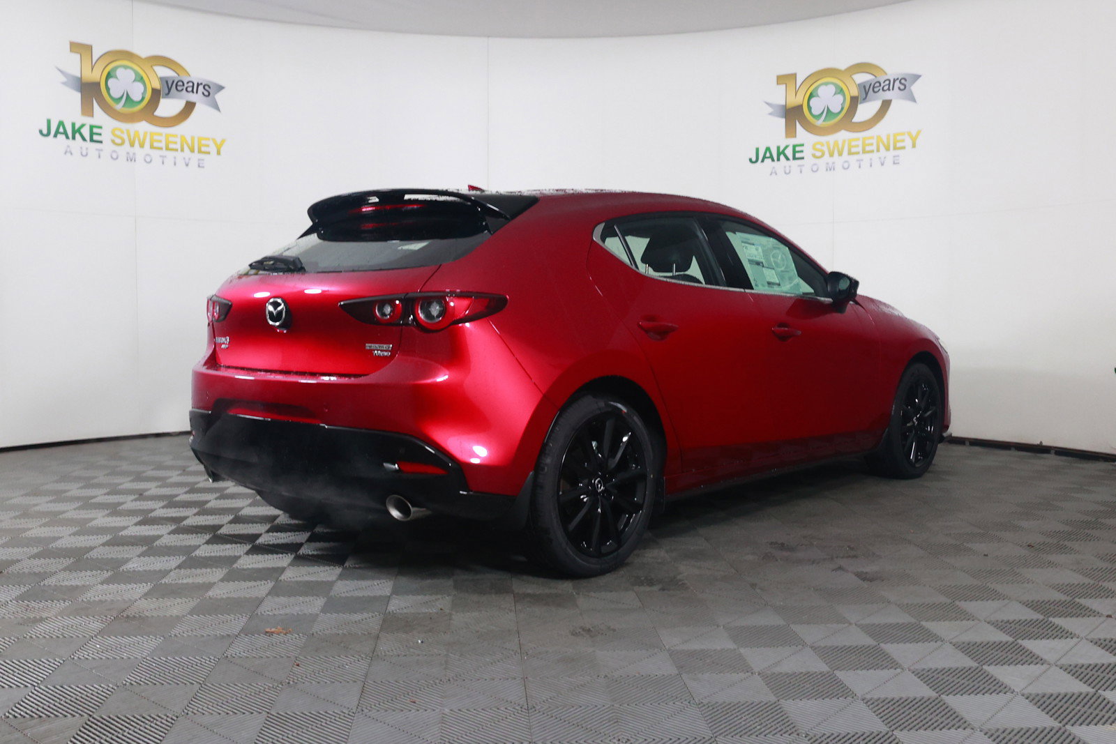 Certified 2025 MAZDA MAZDA3 Hatchback w/Premium Plus Pkg image 9