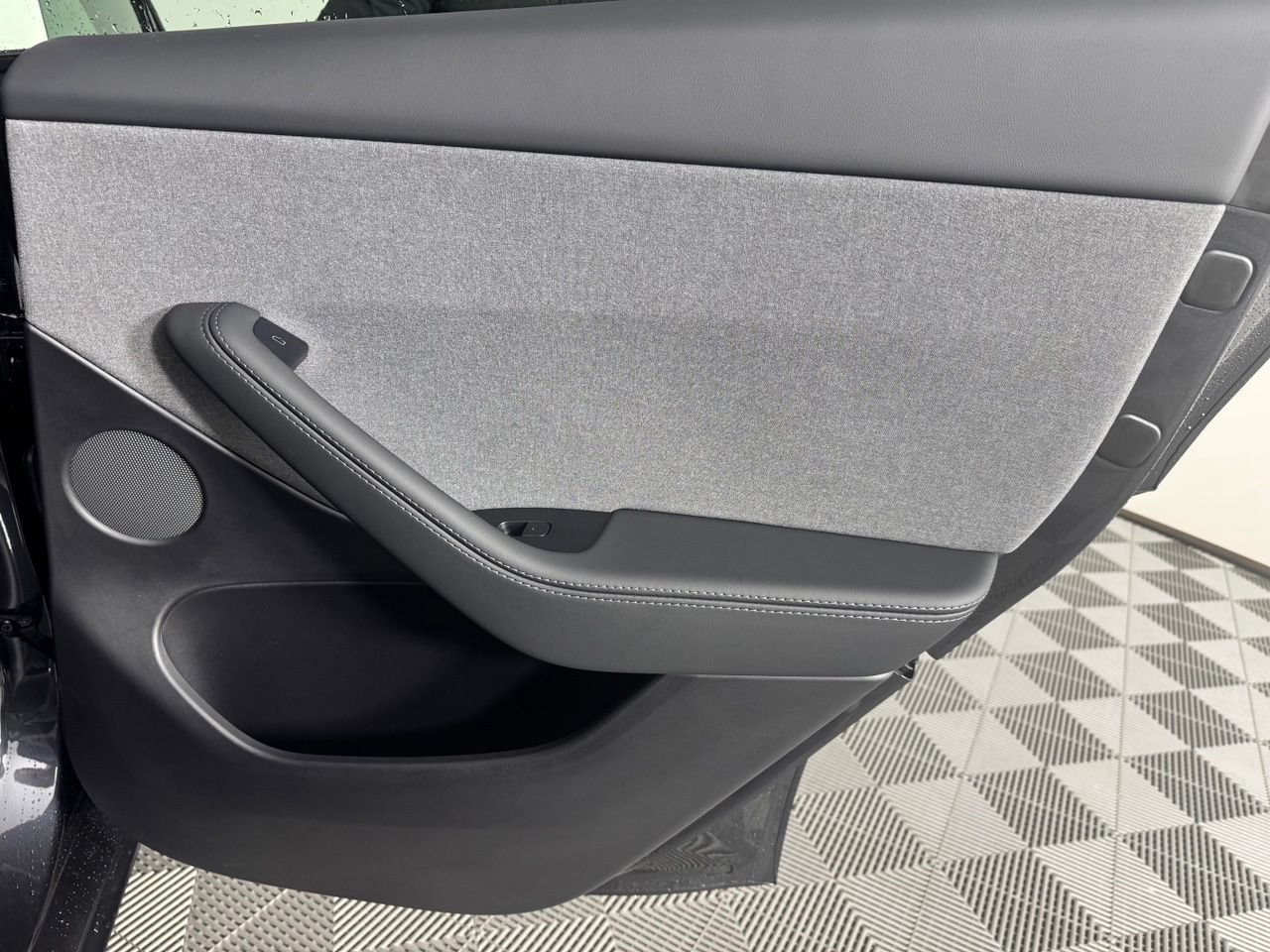 Used 2026 Tesla Model Y 2WD image 21