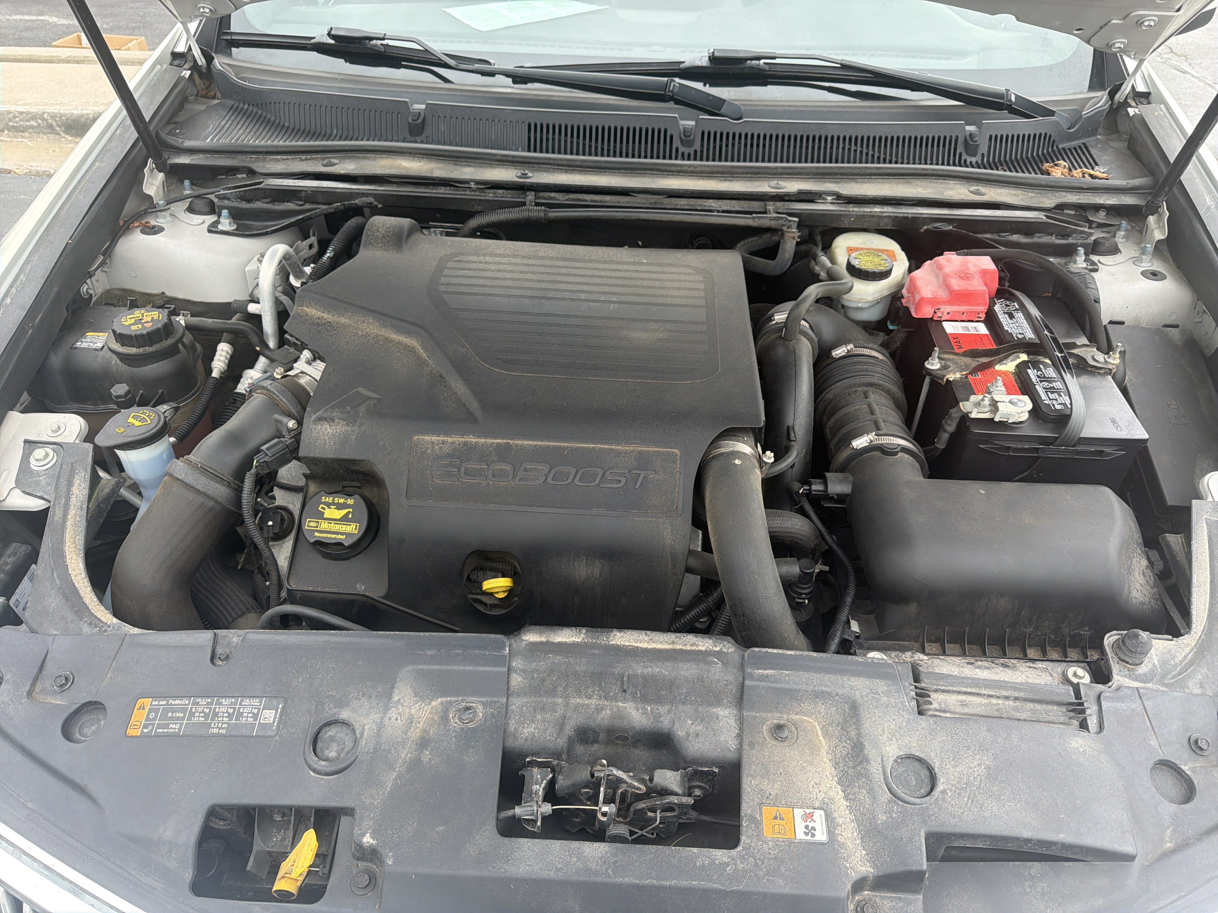 Used 2013 Lincoln MKS AWD image 41