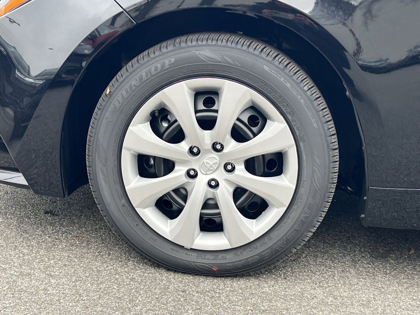 New 2026 Toyota Corolla LE image 5