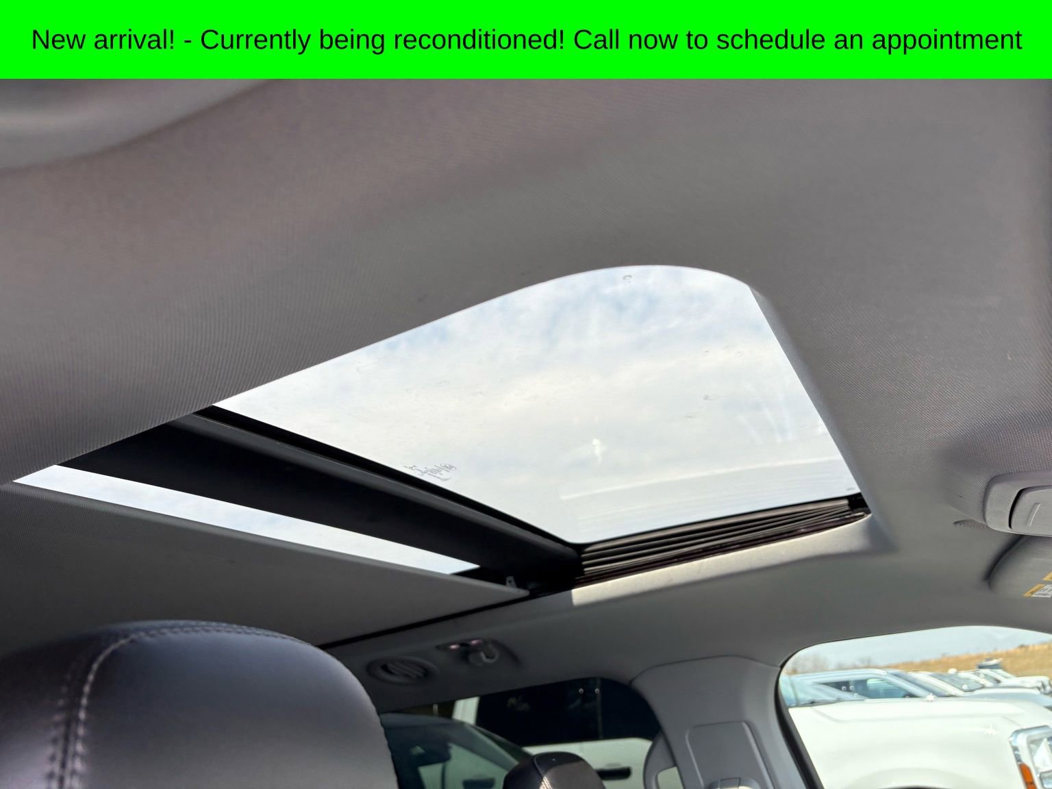 Used 2023 Ford Explorer XLT w/ Equipment Group 202A image 9