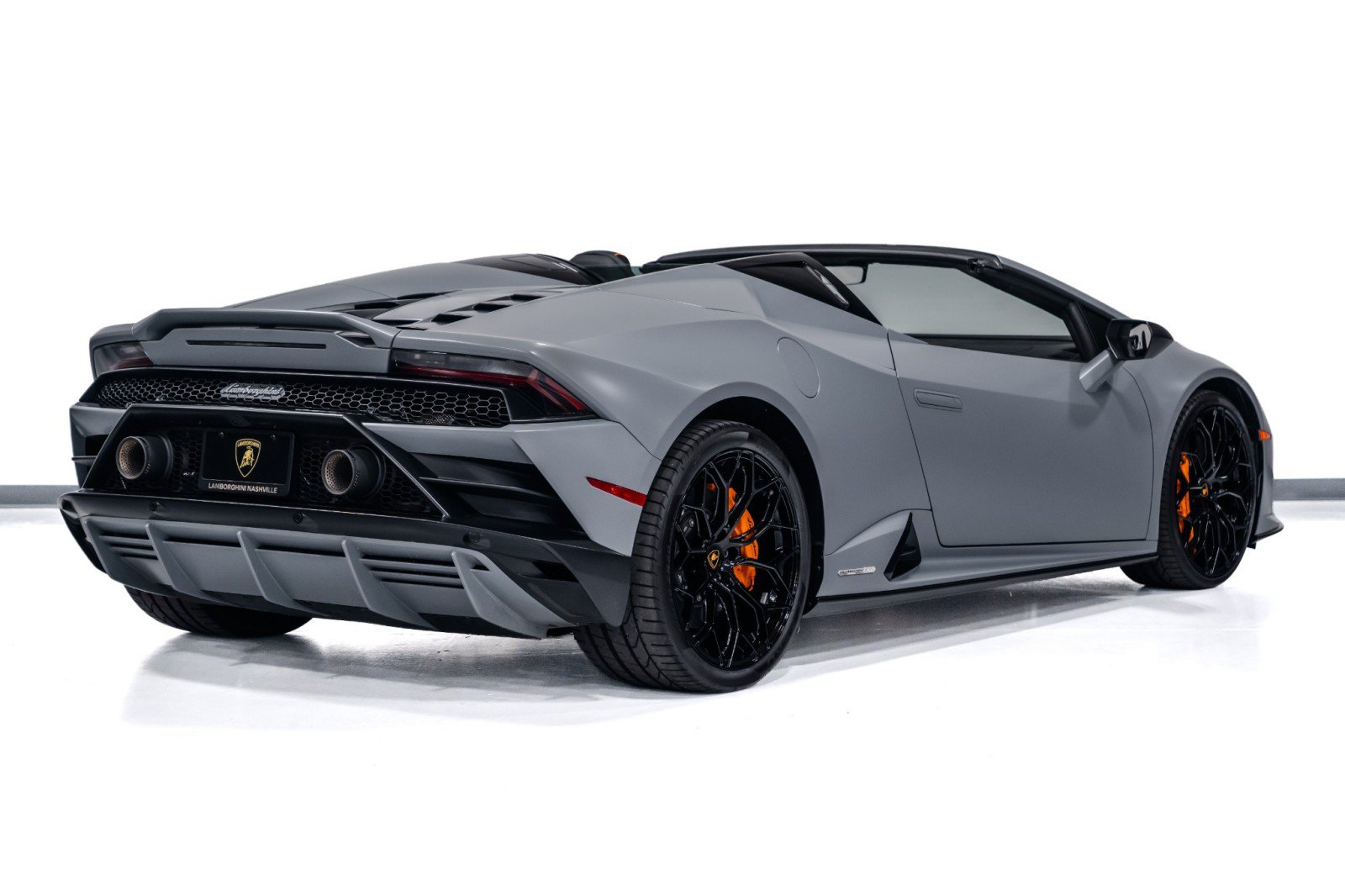 Used 2024 Lamborghini Huracan EVO AWD/4WD image 8