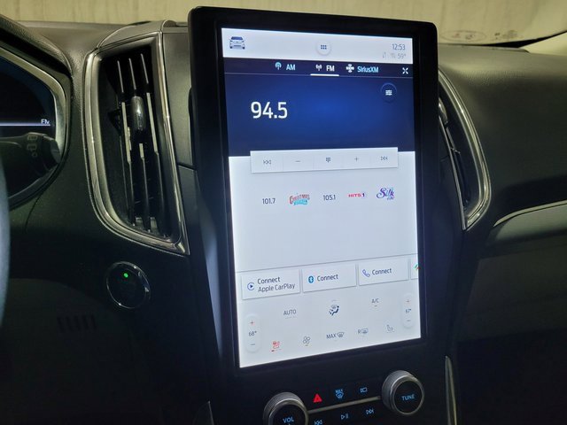 Used 2021 Ford Edge Titanium image 39