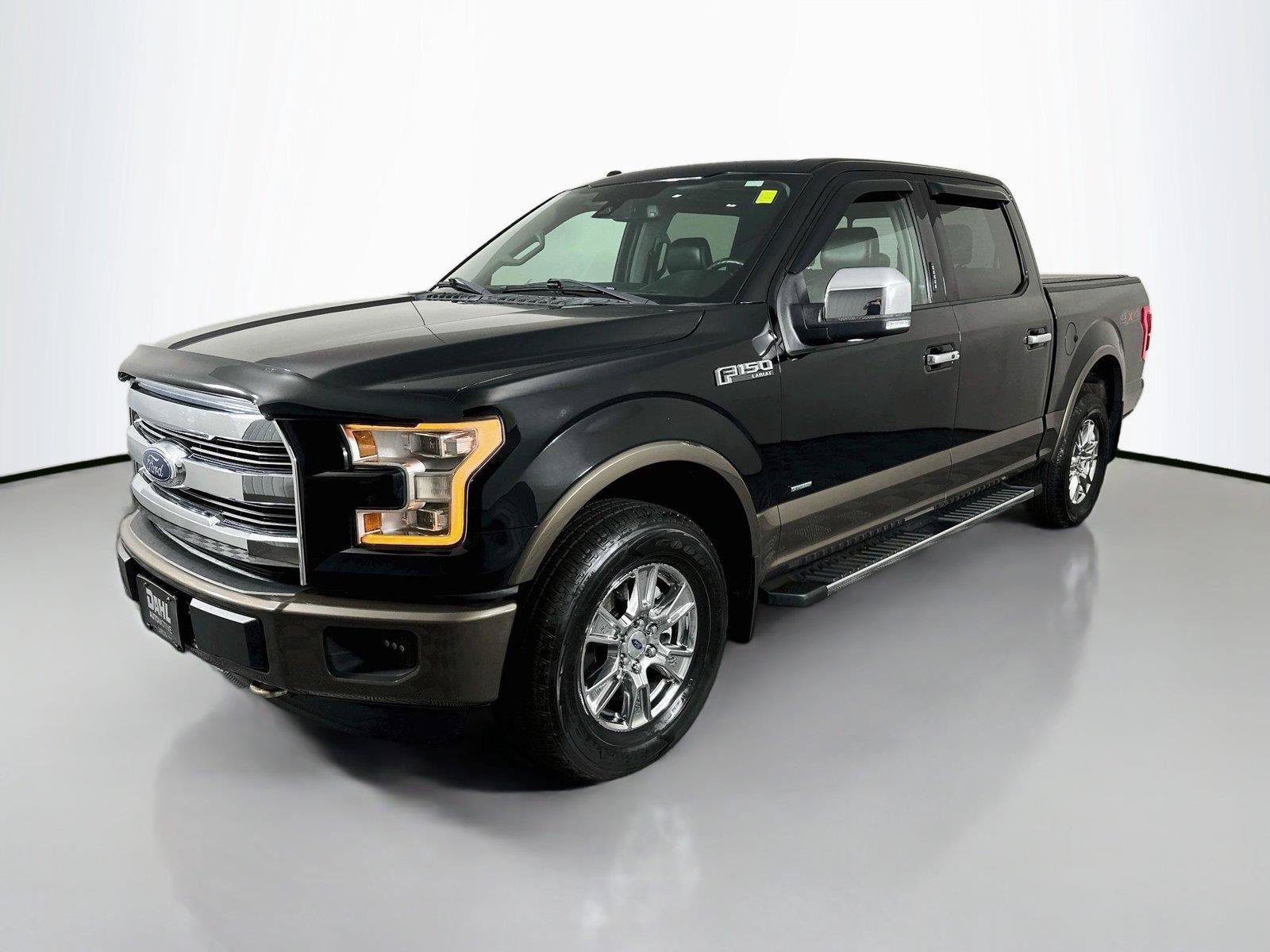 Used 2016 Ford F150 Lariat w/ Equipment Group 502A Luxury AWD/4WD image 4