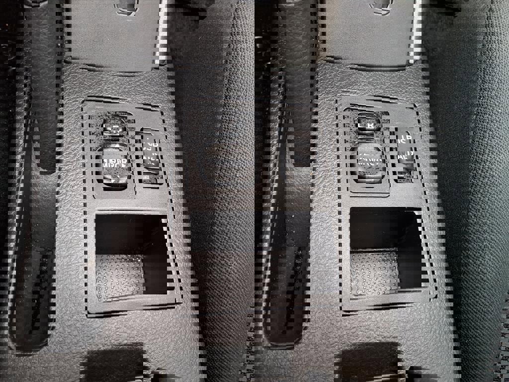 Used 2012 Toyota RAV4 Sport image 21