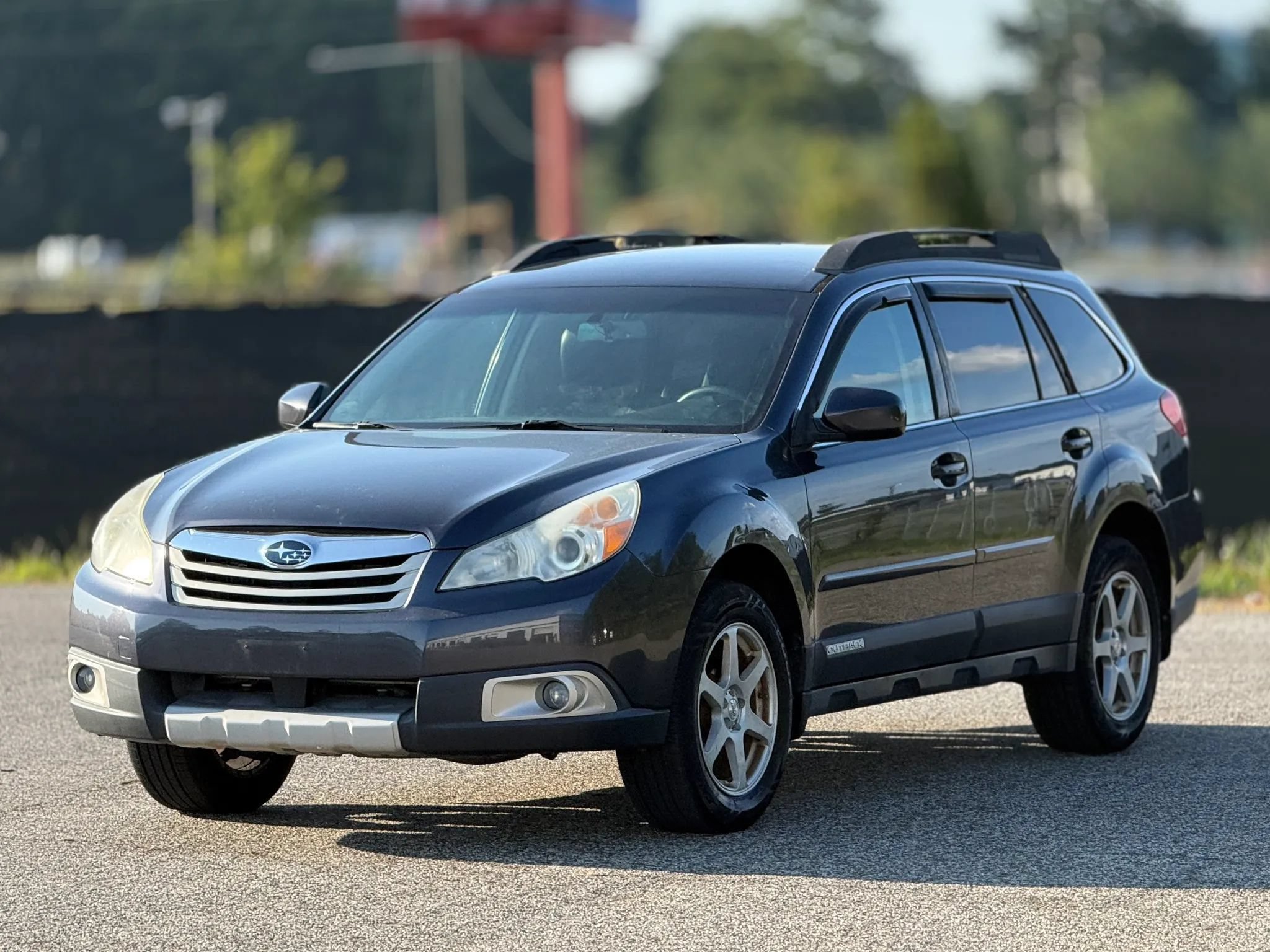 Used 2012 Subaru Outback 2.5i Limited AWD/4WD image 6