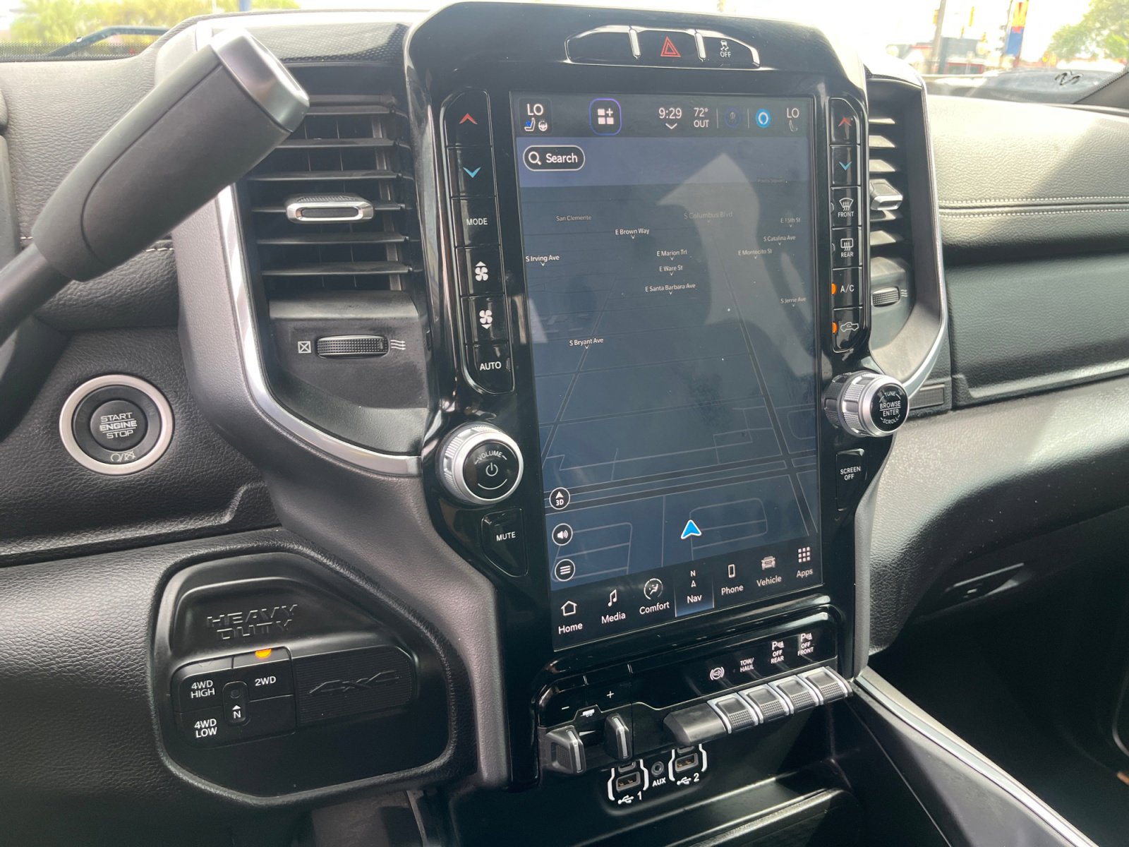 Used 2022 RAM 2500 Laramie w/ Night Edition AWD/4WD image 28