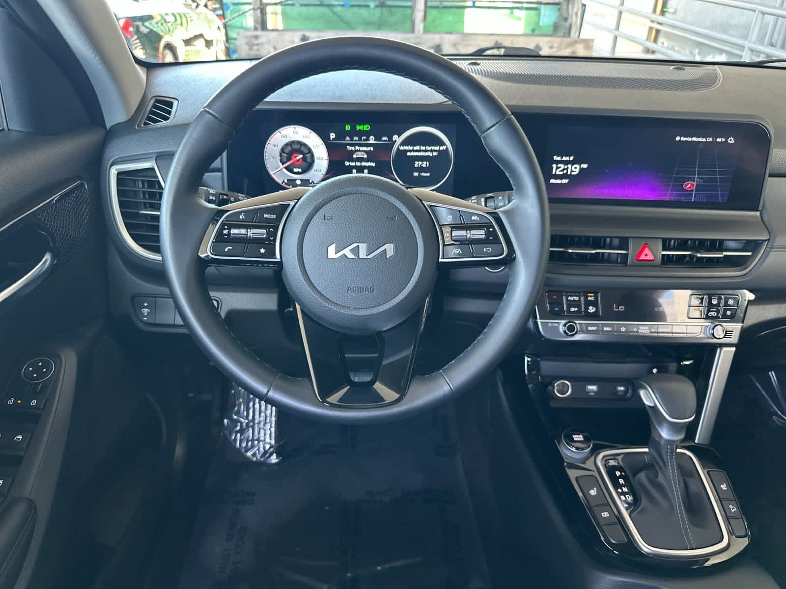 Used 2024 Kia Seltos EX FWD image 14