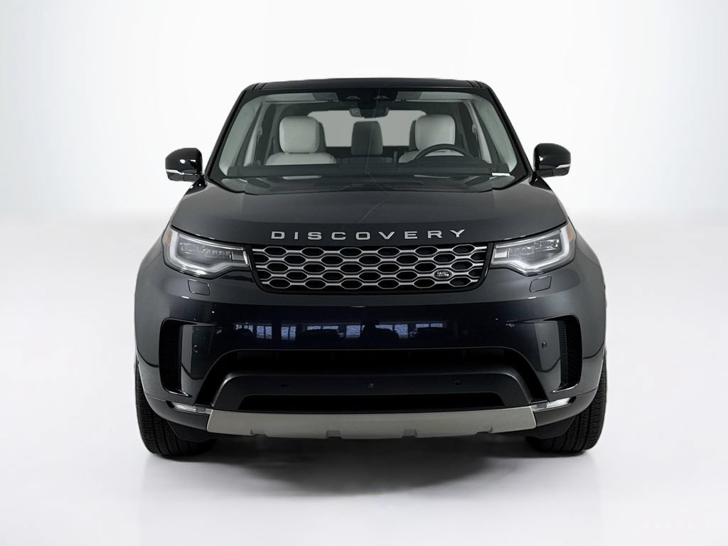 Used 2025 Land Rover Discovery S AWD/4WD image 8