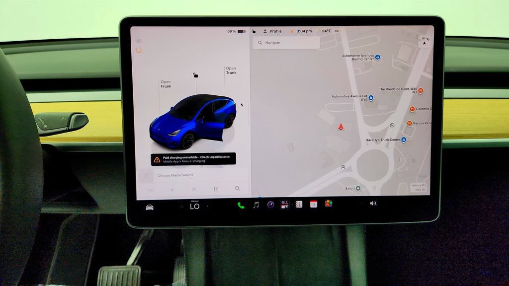 Used 2022 Tesla Model Y Long Range AWD/4WD image 24