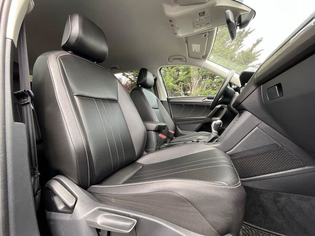 Used 2022 Volkswagen Tiguan SE AWD/4WD image 12
