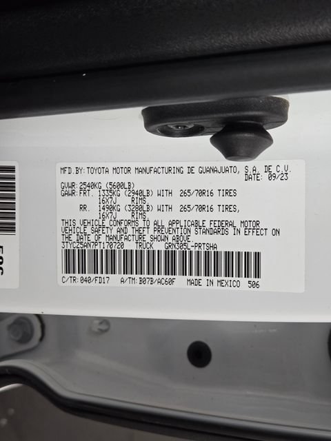 Used 2023 Toyota Tacoma TRD Off-Road AWD/4WD image 28