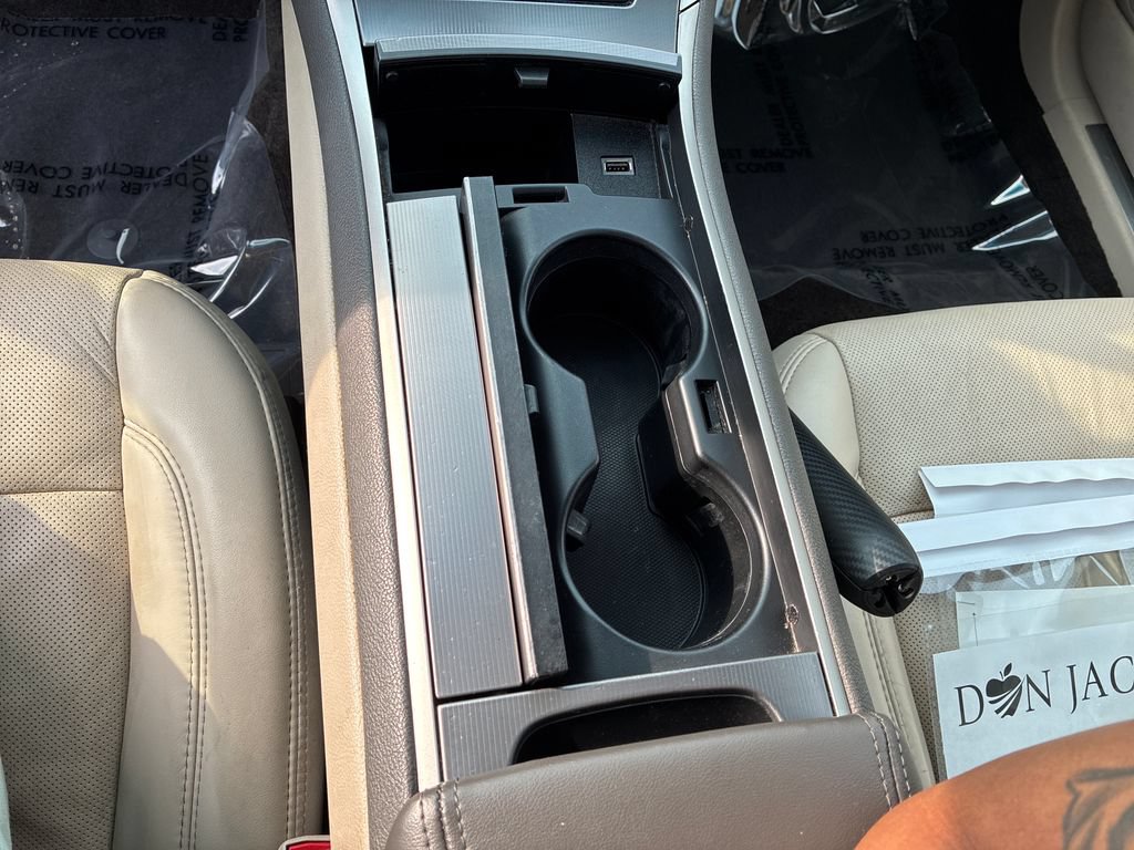 Used 2018 Lincoln MKZ Reserve w/ Technology Package FWD image 16