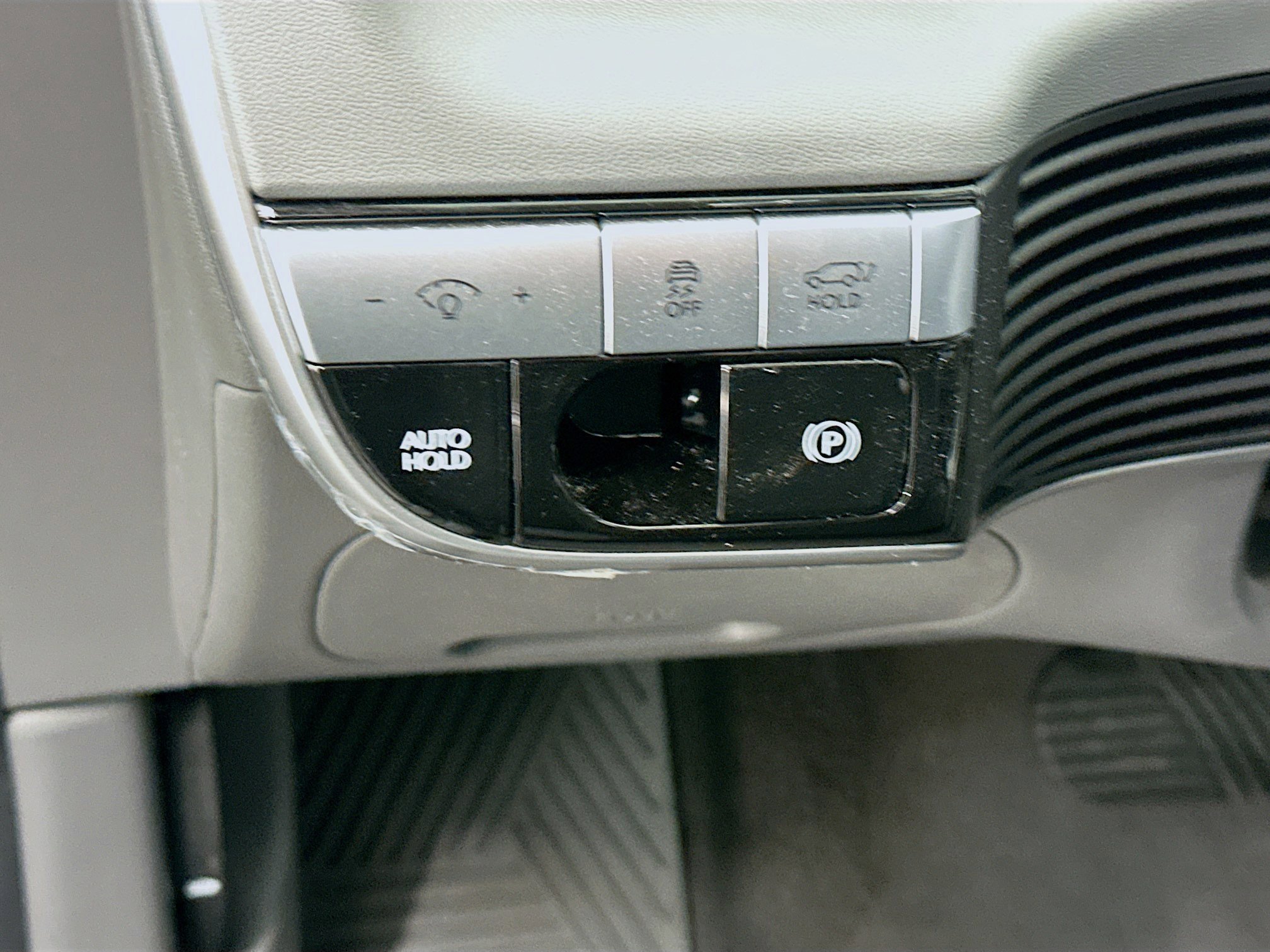 Used 2024 Hyundai Ioniq 5 SEL image 17