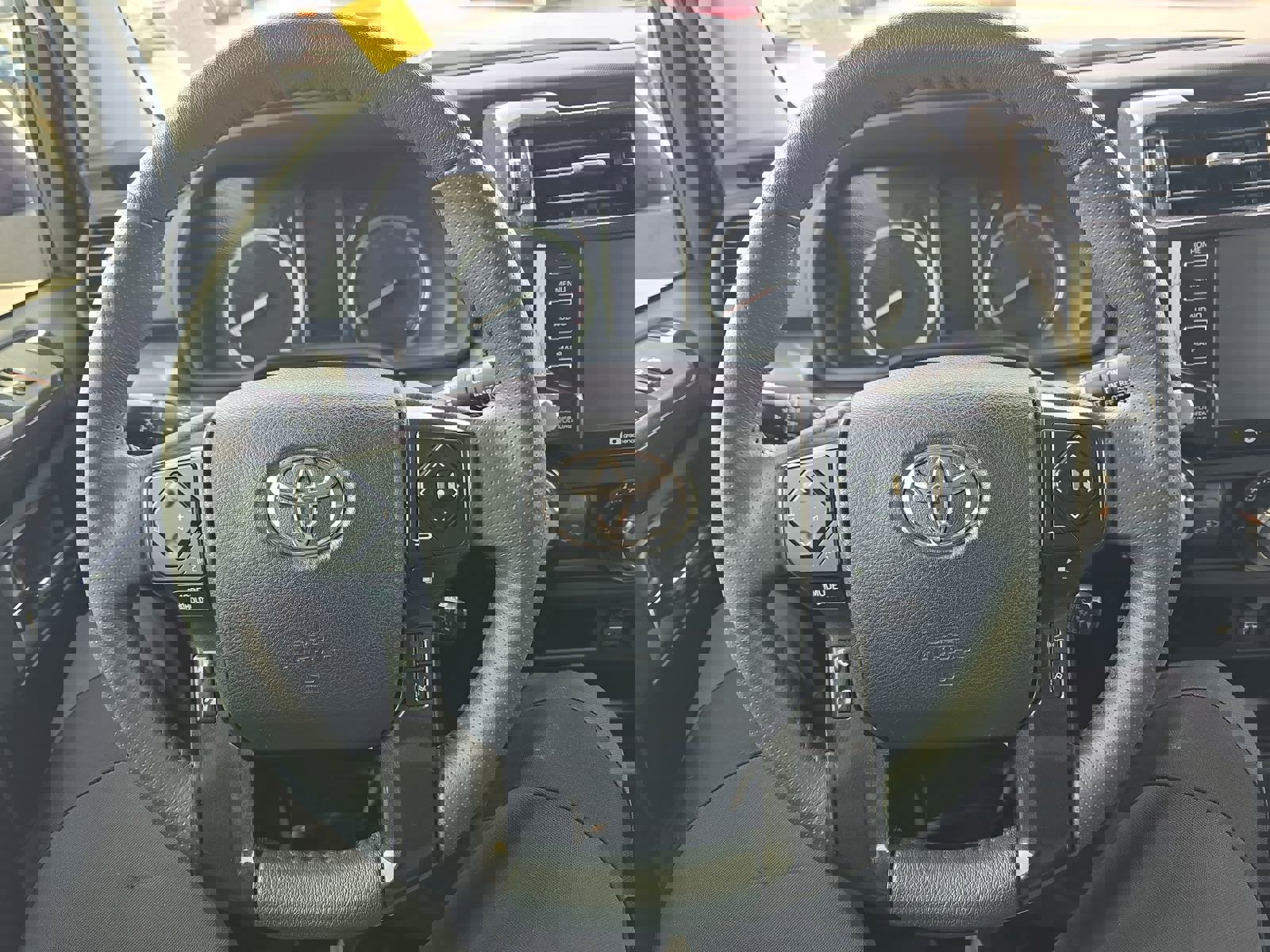 Used 2022 Toyota 4Runner TRD Off-Road Premium image 16