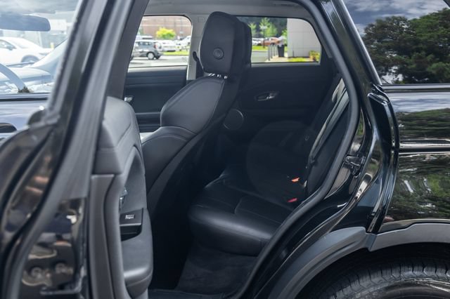 Used 2019 Land Rover Range Rover Evoque SE AWD/4WD image 22