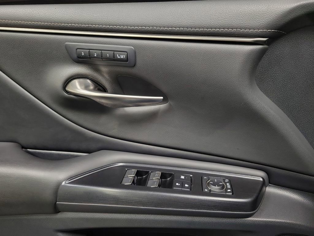 Used 2021 Lexus ES 350 w/ Premium Package image 21