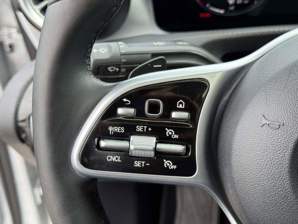 Used 2021 Mercedes-Benz CLA 250 4MATIC image 21