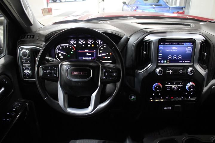 Used 2022 GMC Sierra 1500 SLE image 29