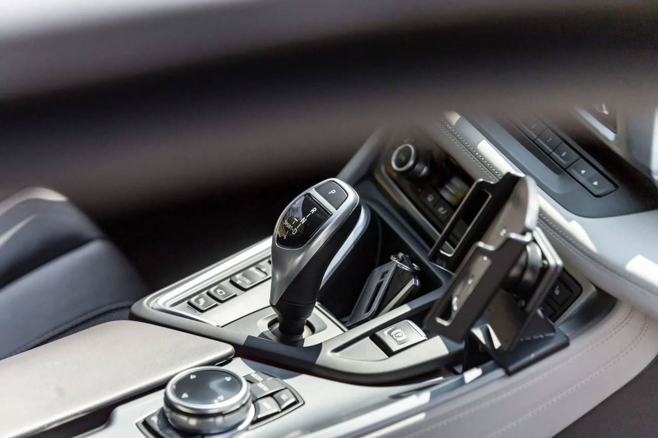 Used 2014 BMW i8 AWD/4WD image 37