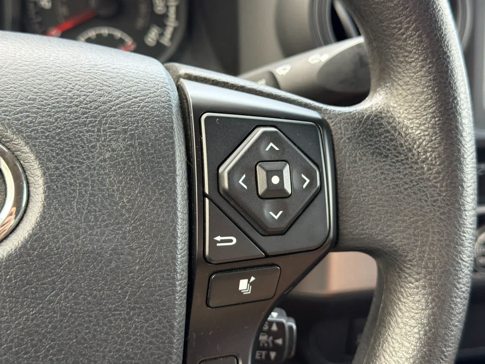 Used 2019 Toyota Tacoma SR w/ SR Convenience Package RWD image 24