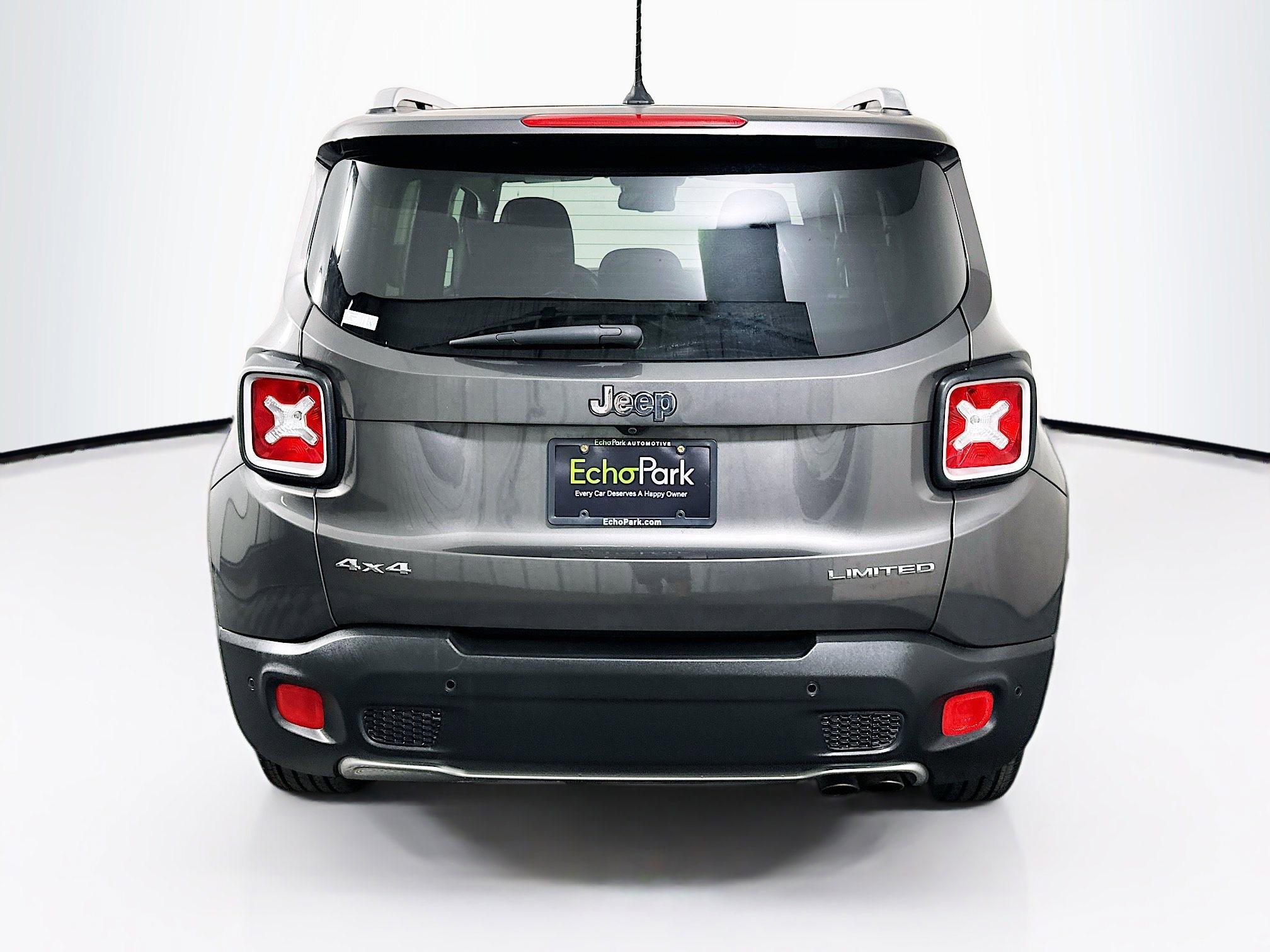 Used 2017 Jeep Renegade Limited w/ Advanced Technology Group AWD/4WD image 7