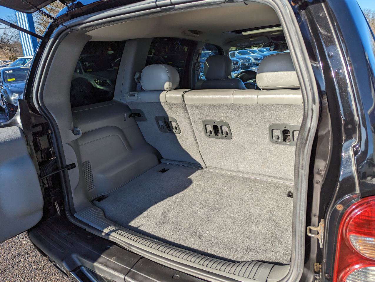 Used 2005 Jeep Liberty Limited AWD/4WD image 40