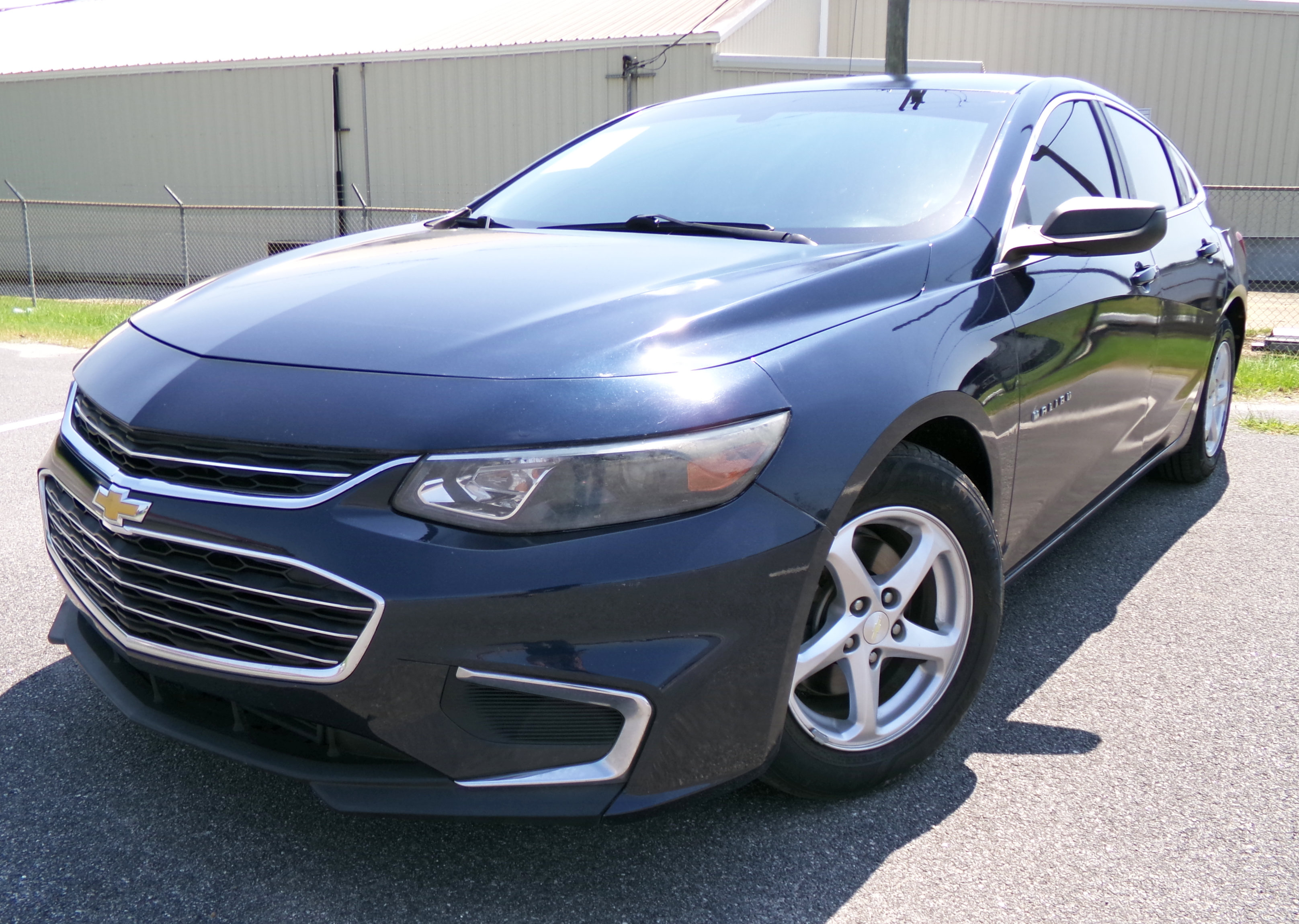 Used 2016 Chevrolet Malibu LS FWD image 1