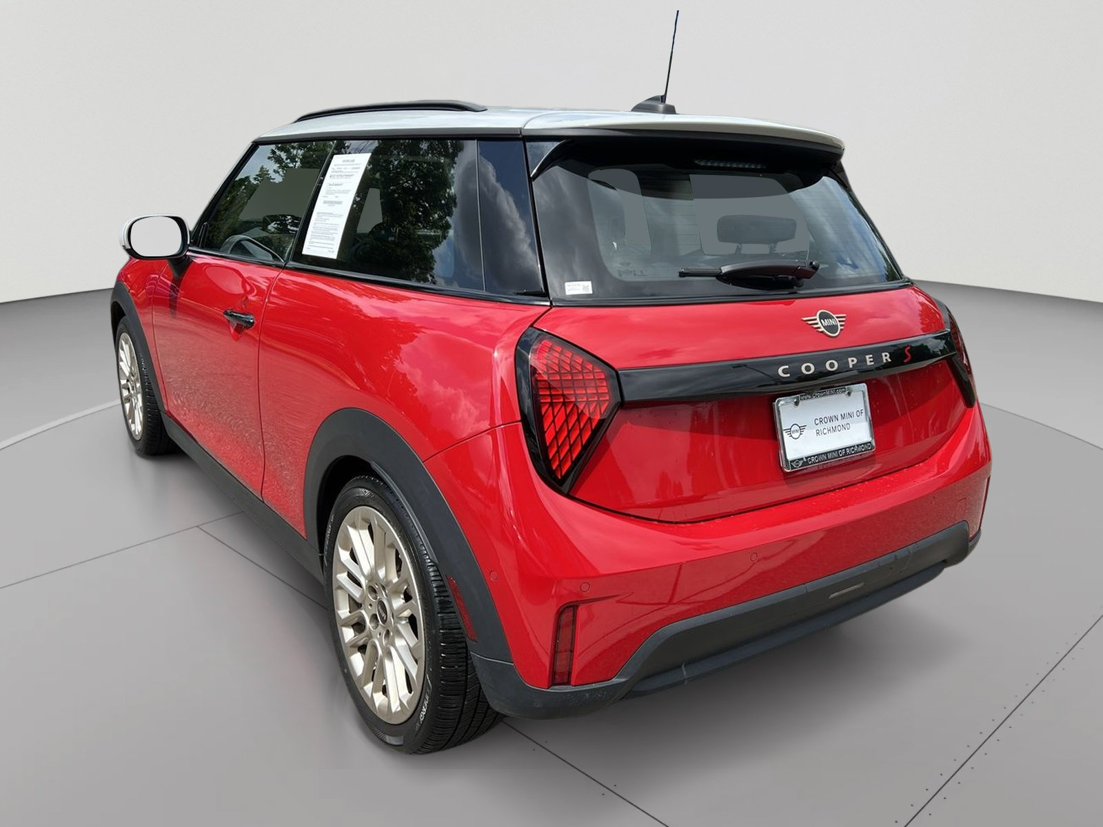 Used 2025 MINI Cooper S FWD image 11