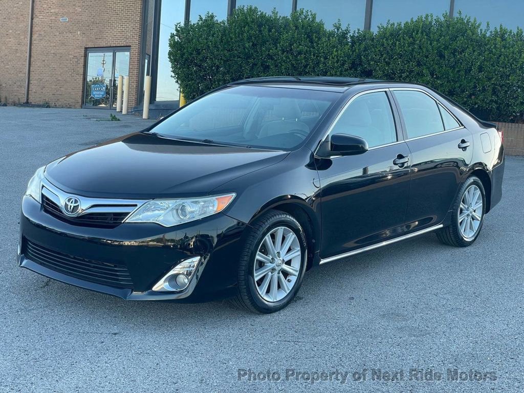 Used 2012 Toyota Camry XLE FWD image 3