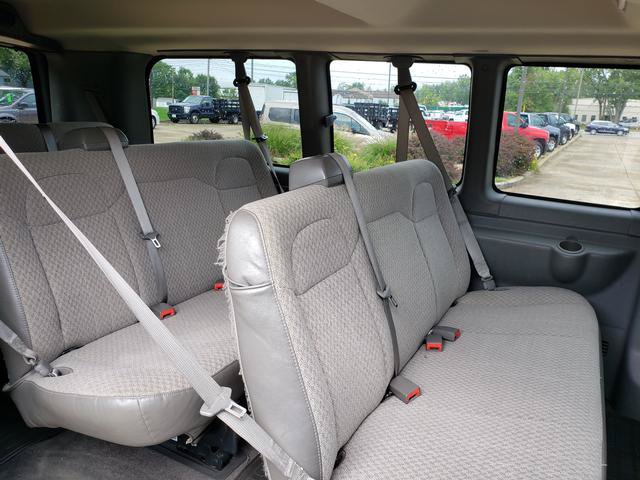 Used 2016 Chevrolet Express 2500 LS RWD image 13