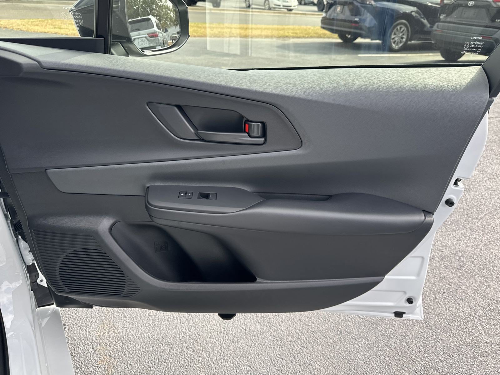 New 2024 Toyota Prius LE FWD image 34