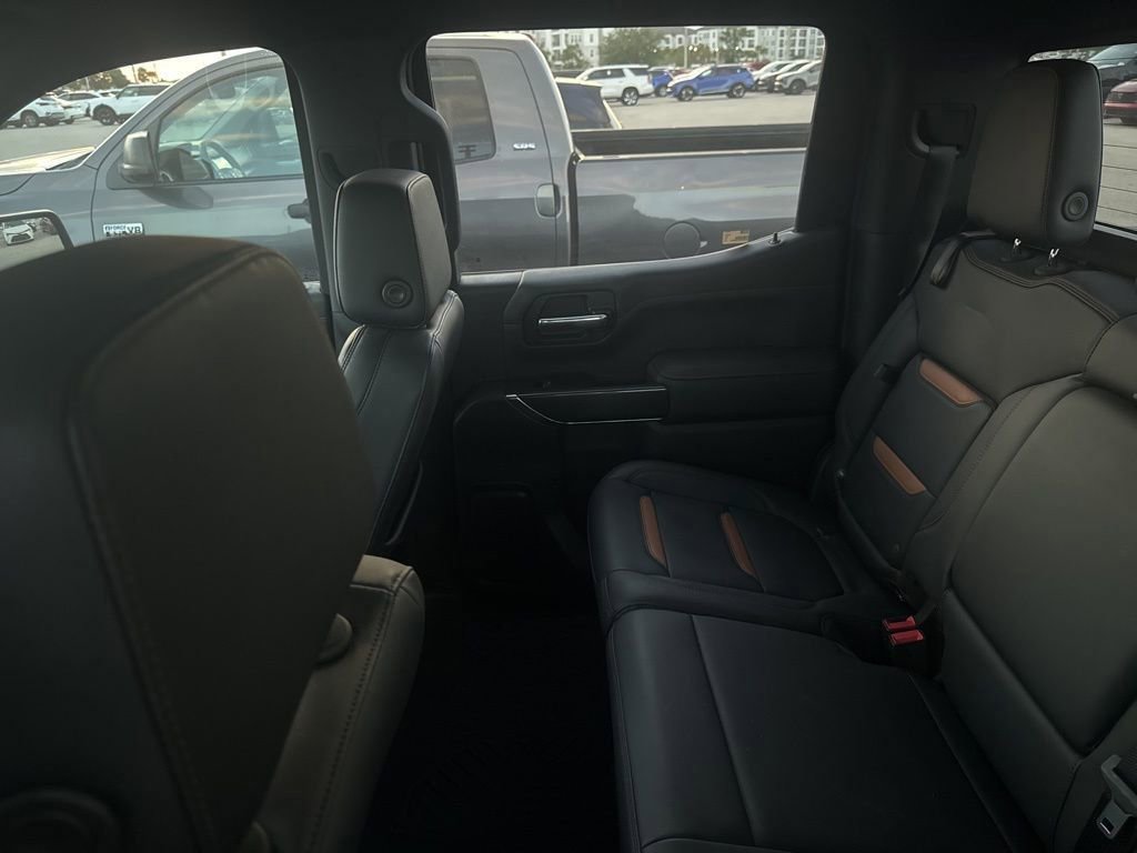 Used 2020 GMC Sierra 1500 AT4 w/ AT4 Premium Package AWD/4WD image 11