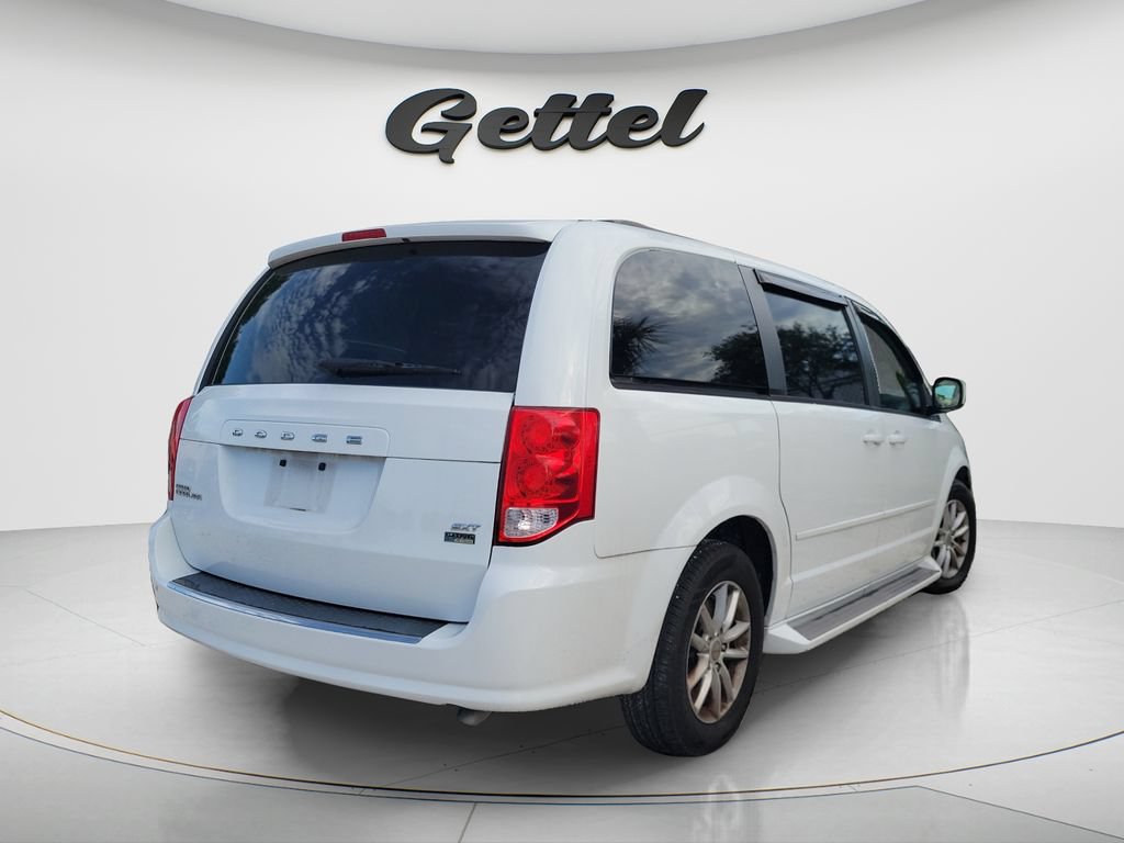 Used 2014 Dodge Grand Caravan SXT FWD image 2