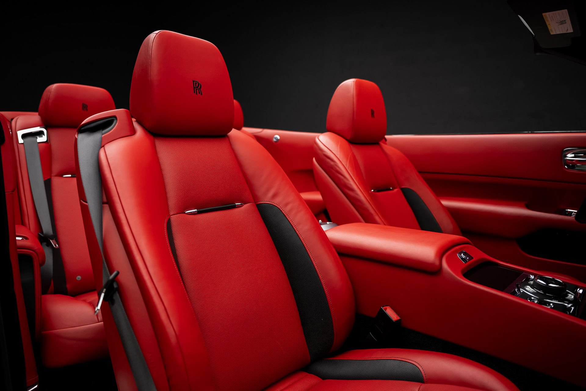 Used 2017 Rolls-Royce Dawn RWD image 68