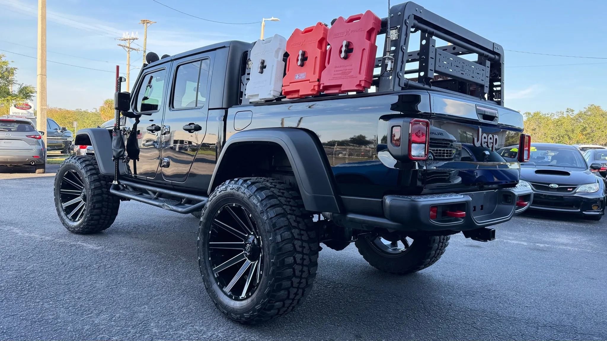 Used 2020 Jeep Gladiator Rubicon w/ Trailer Tow Package image 8