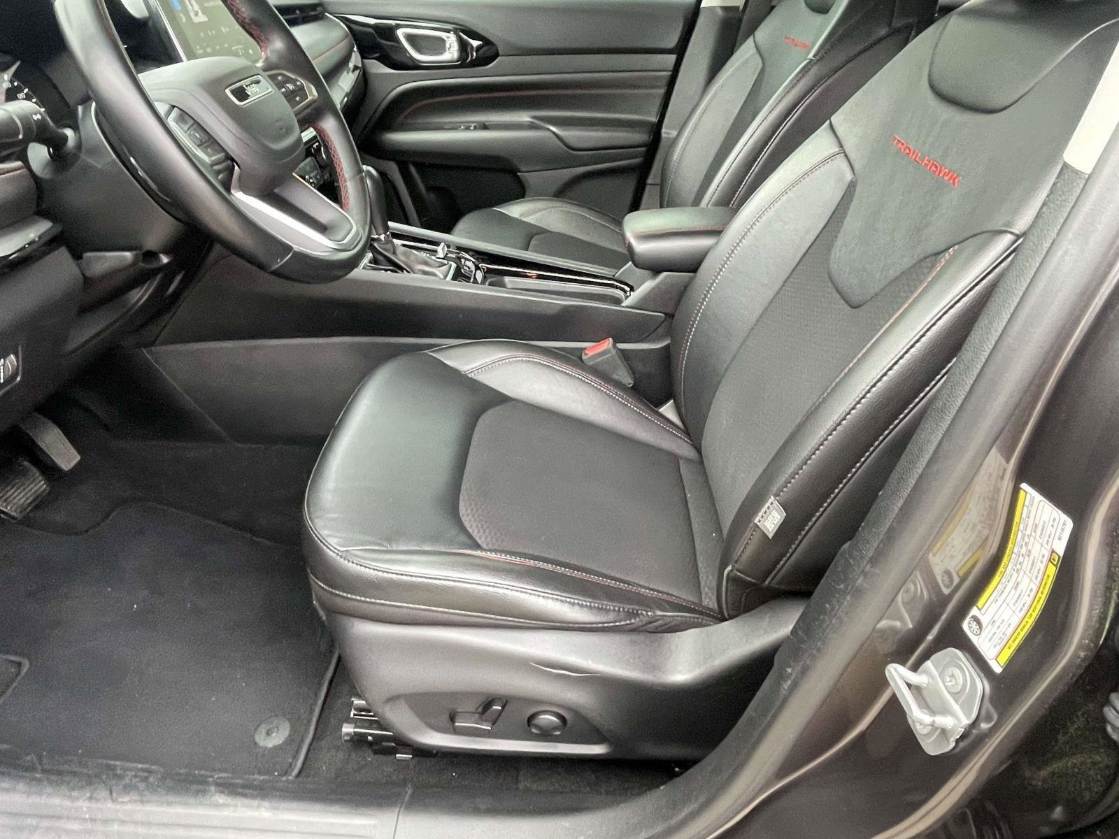 Used 2022 Jeep Compass Trailhawk w/ Trailhawk Convenience Group image 12